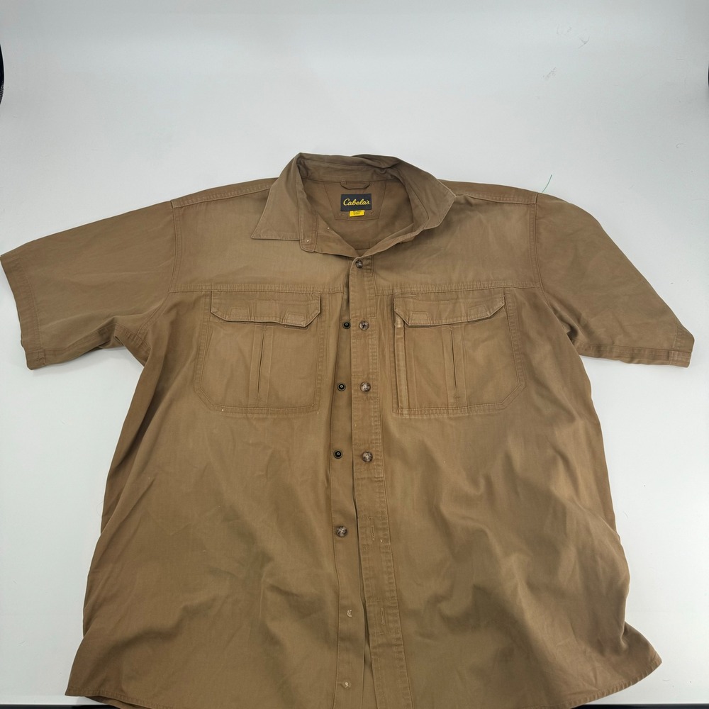 Cabelas Mens XL Regular Tan Short Sleeve Utility Work Shirt Button Up Pockets‎